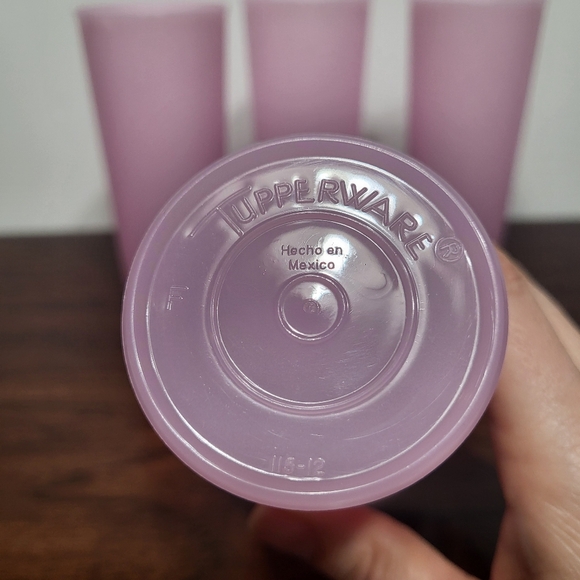 Tupperware #115 Pink 12 Ounce Plastic Stackable Drinking Cups Set Of 4 Like New - Picture 4 of 6